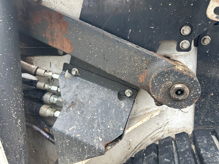 2022-bobcat-t66-image-14