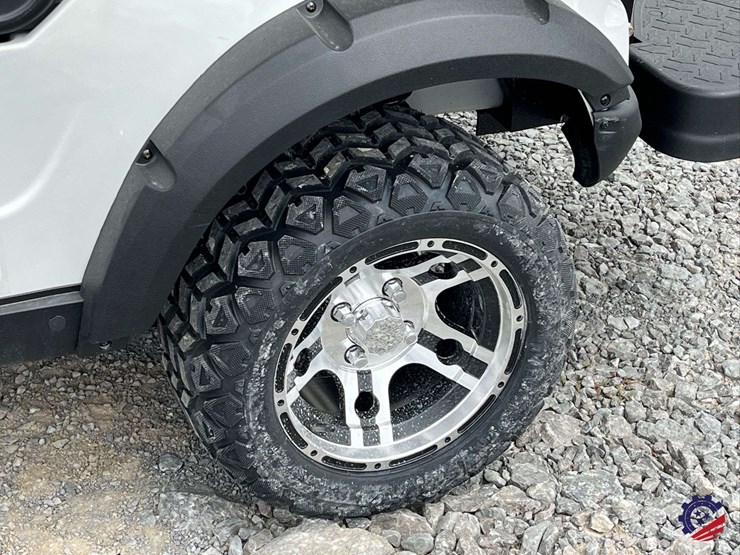 2025-sdlanch-sdlgc80-4-seat-electric-golf-cart-image-8