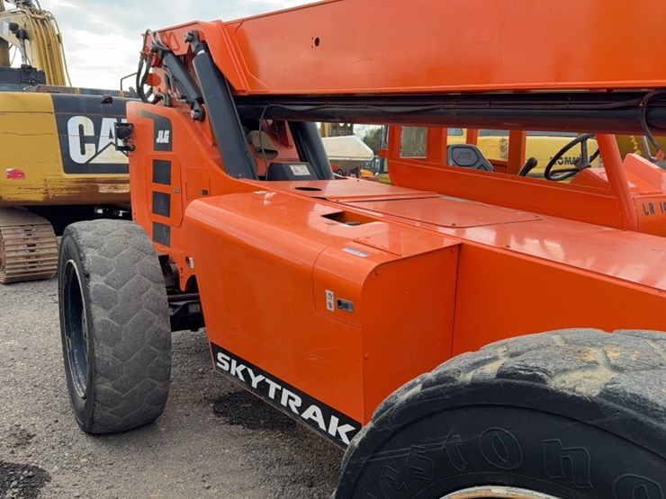 2016-sky-trak-10054-image-5