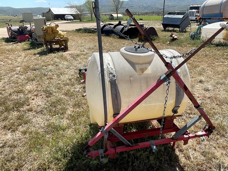 #4043-•-110-gallon-sprayer-image-4