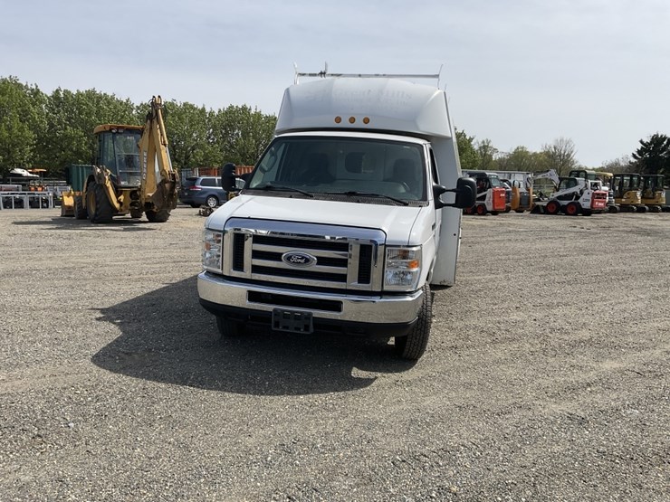 ford-e350-image-3