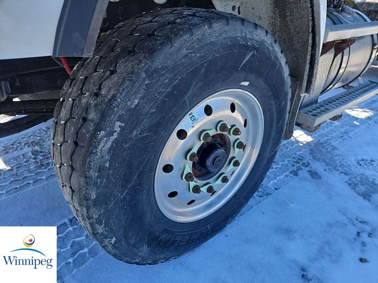 2014-western-star-4700-image-29