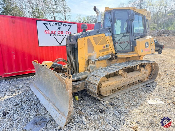 2018-deere-700k-xlt-image-1