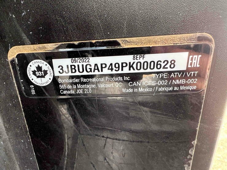 2023-can-am-defender-hd9-image-24