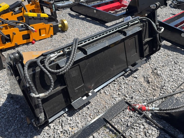#6071-•-future-72"-skid-steer-4-in-1-bucket-image-3