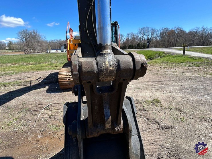 2018-volvo-ec220el-image-16