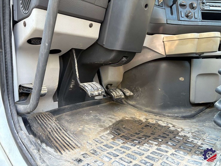 2008-volvo-vt-t/a-truck-tractor-image-57