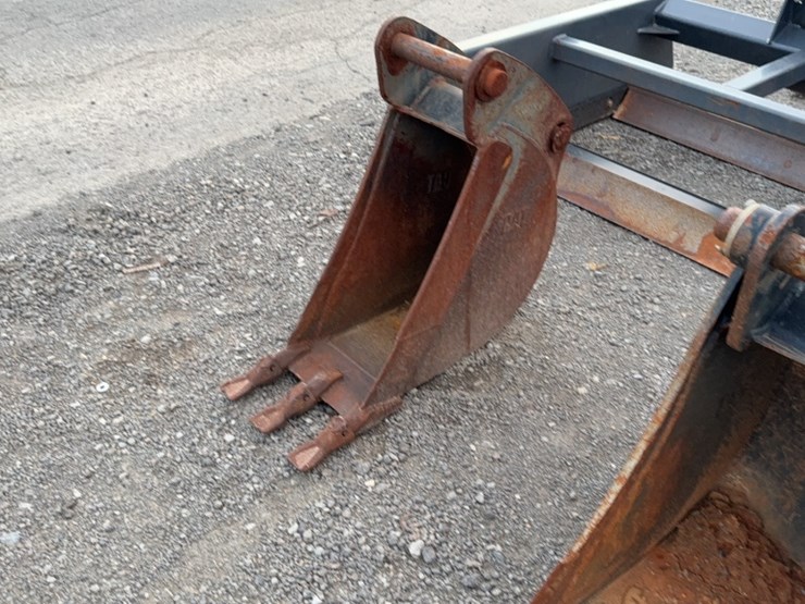 2006-caterpillar-12-image-2