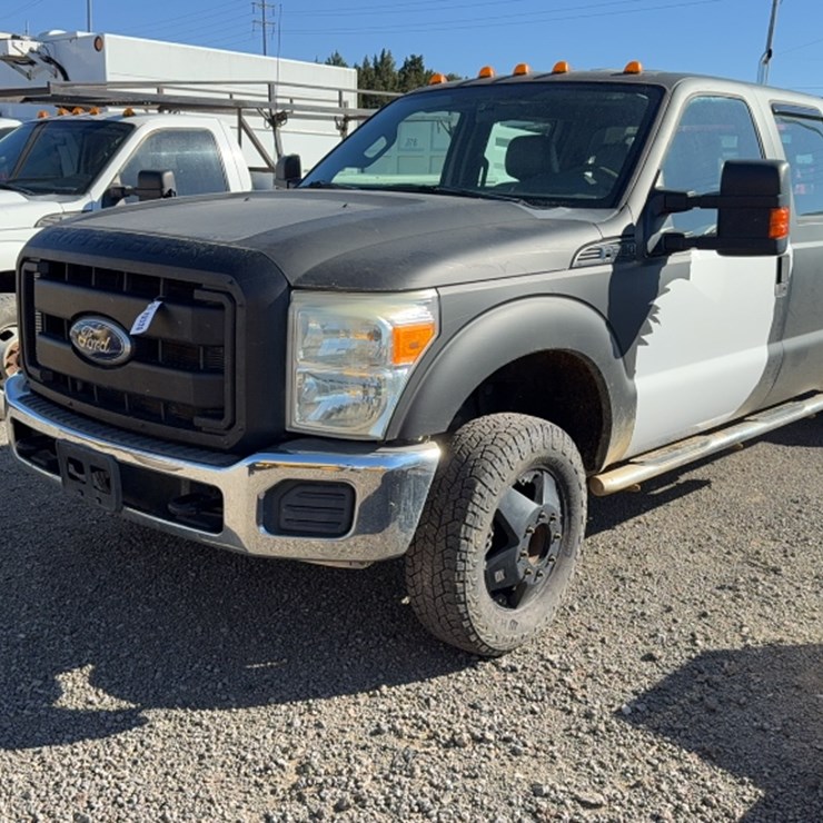 2011 FORD F350