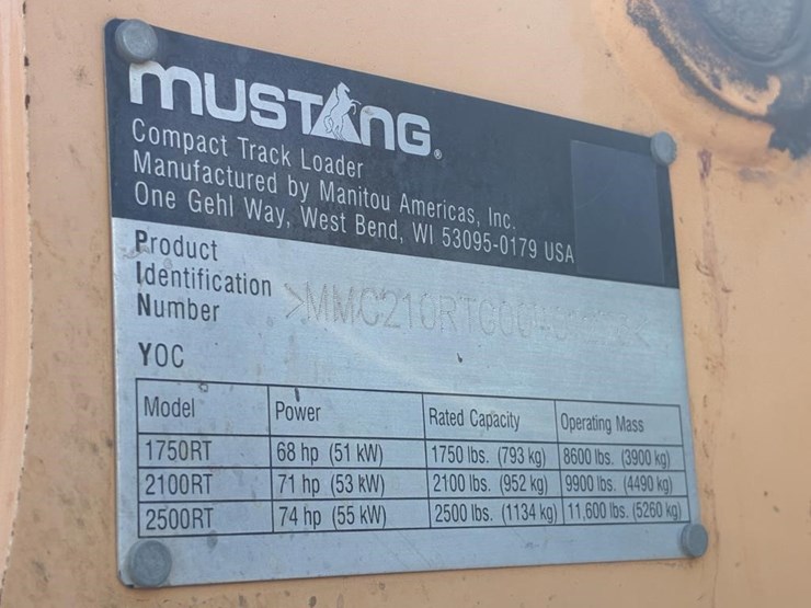 2012-mustang-2100rt-image-20