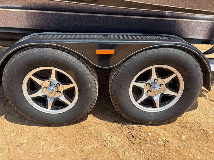 2005-triton-tr-196-w/-tandem-axle-boat-trailer-image-39