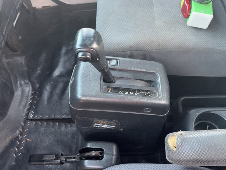 2016-hino-258-image-19