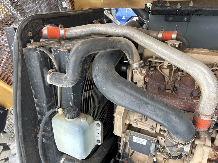 2006-jlg-g12-55a-image-46