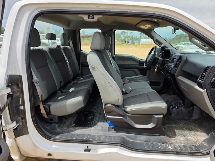 2018-ford-f150-xl-image-7