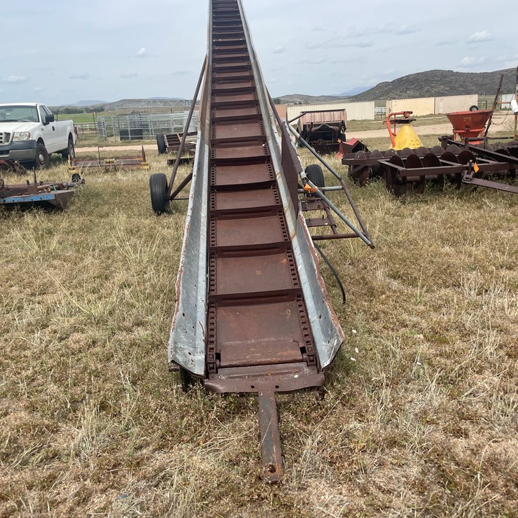 #4062 • Grain Elevator