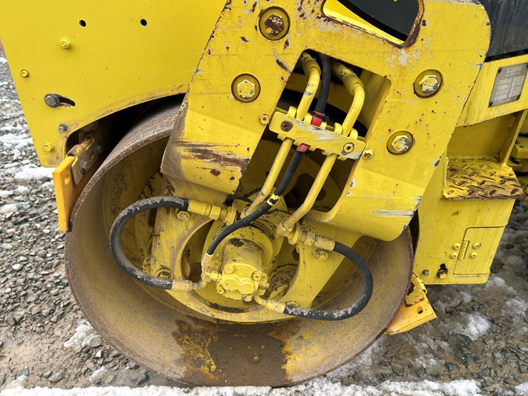 2006-bomag-bw120ad-4-image-17
