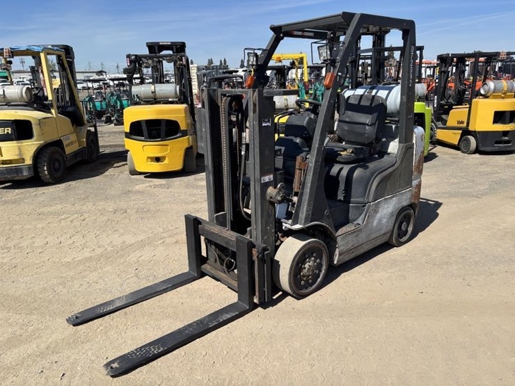 2007-nissan-mcp1f2a25lv-image-1