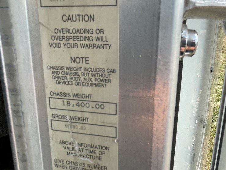 2000-kenworth-w900l-image-59