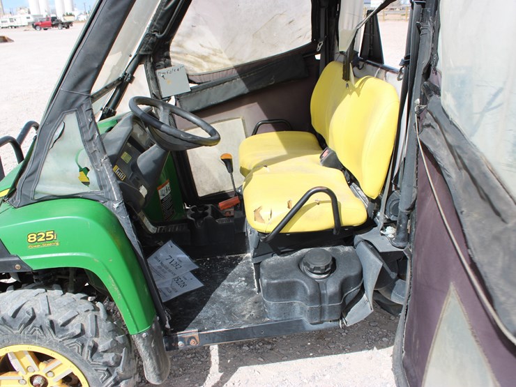 john-deere-gator-image-17