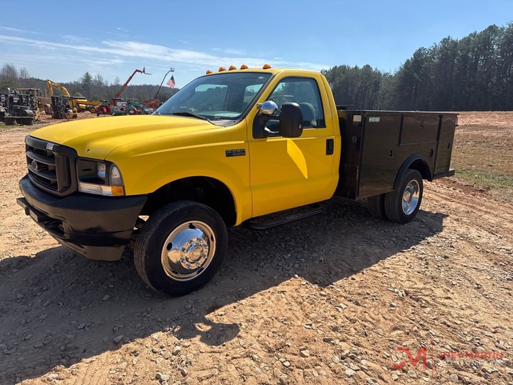 2004-ford-f550-xl-image-8