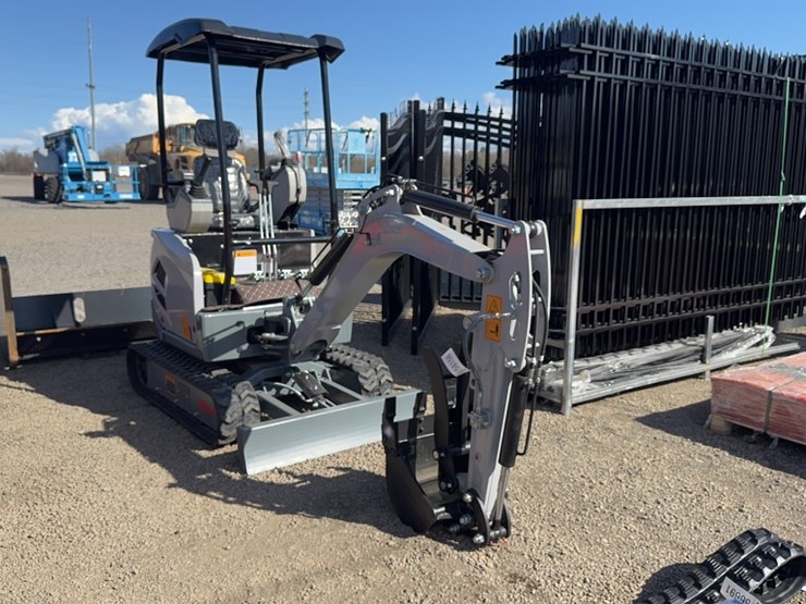 #1093-•-2025-ats-nt18k-mini-excavator-image-2