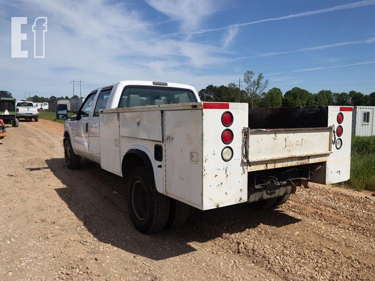 2016-ford-f350-image-3