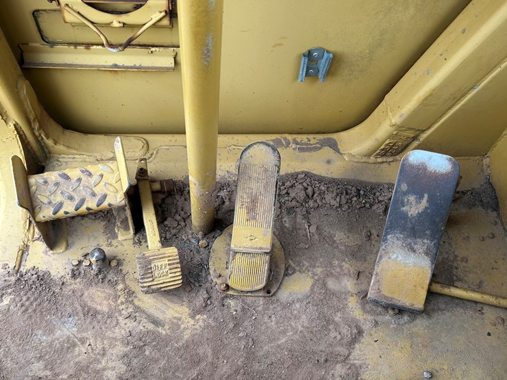 caterpillar-615c-image-80