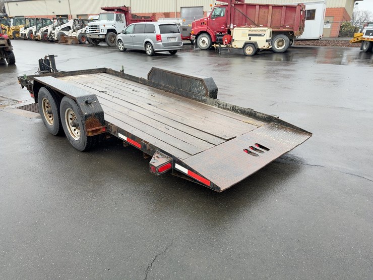 2005-cam-superline-18'-t/a-tilt-deck-trailer-image-3