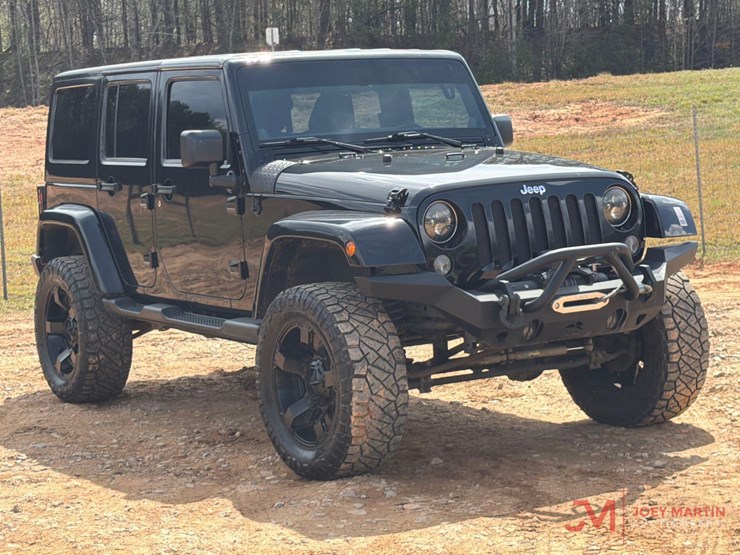 2014-jeep-wrangler-image-1