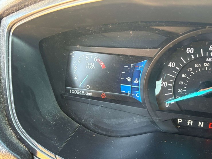 2018-ford-fusion-se-4-door-sedan-(109,948-miles)-image-25