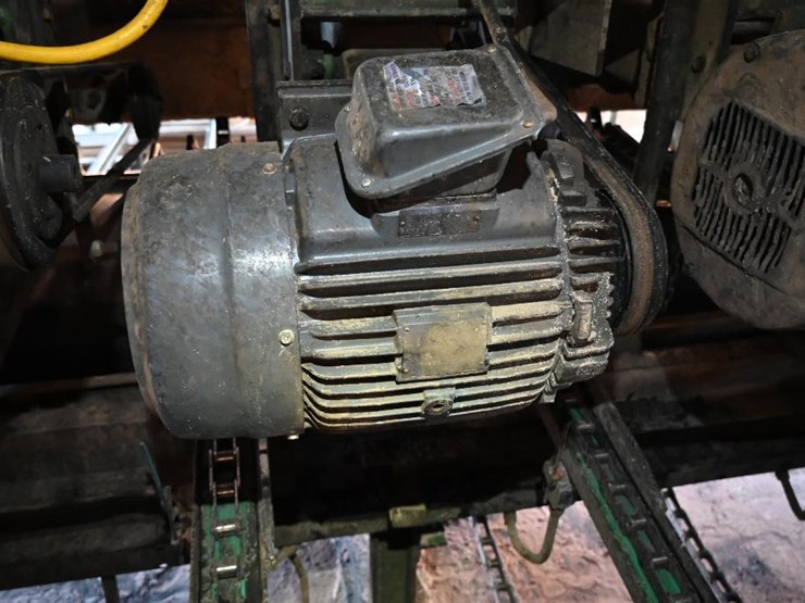 #170-•-corley-10-head-drop-saw-trimmer-image-73