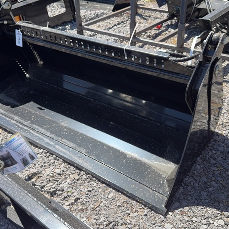 #6074 • FUTURE 72" SKID STEER 4 IN 1 BUCKET