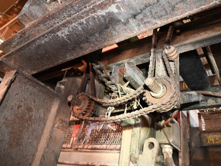 #138-•-roll-case-with-pop-up-transfers-image-23