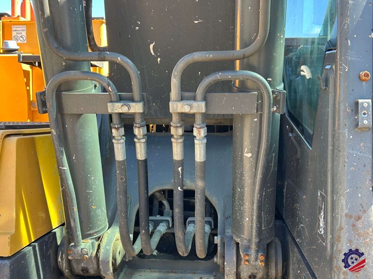 2018-volvo-ec220el-image-25