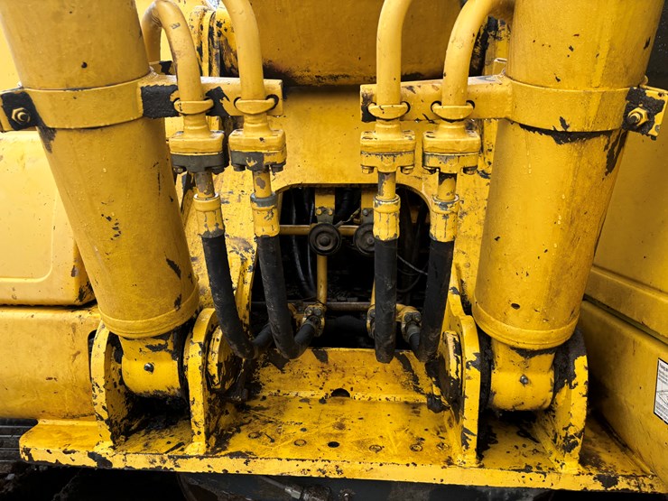 2001-komatsu-pc200-lc-image-68