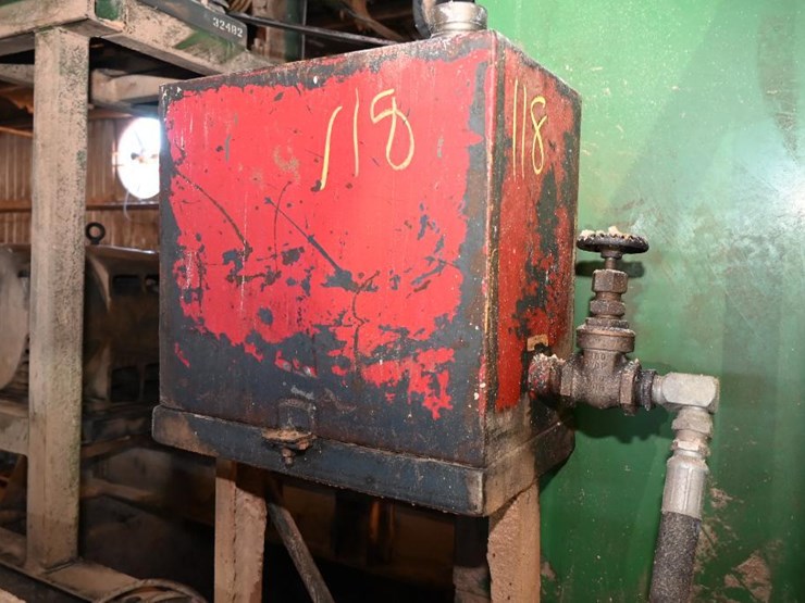 #118-•-56"-husk-with-top-saw-image-4