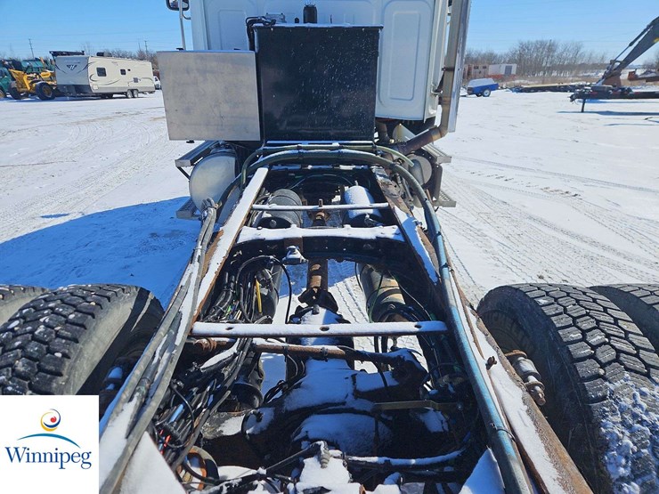 2014-western-star-4700-image-49