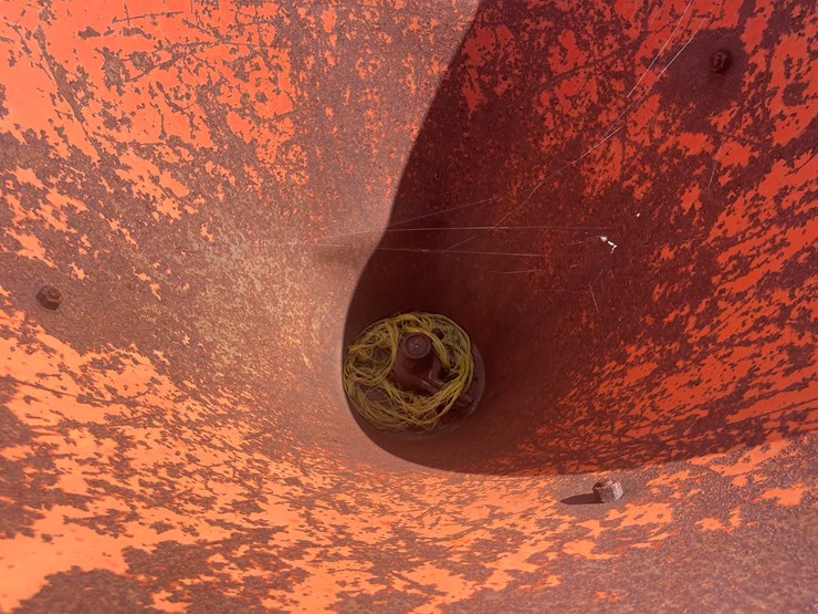 #4040-•-niemeyer-spreader-image-10