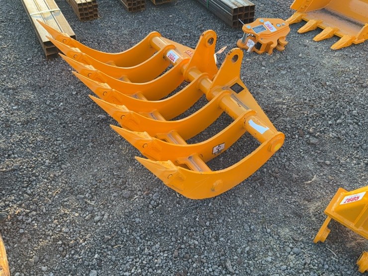 caterpillar-307-image-2