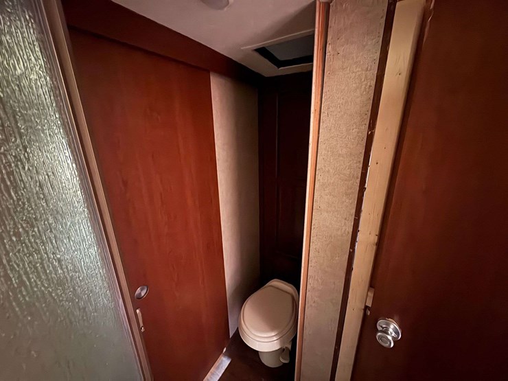 2015-rockwood-2608ws-travel-trailer-image-22