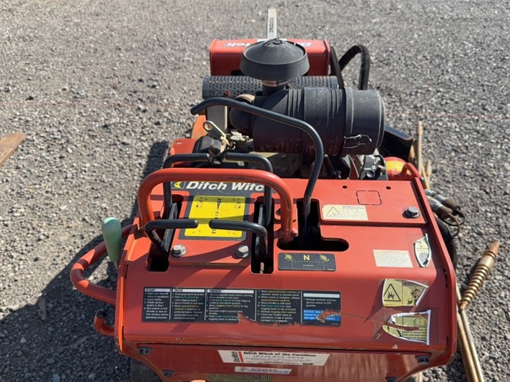 2019-ditch-witch-c24x-image-9