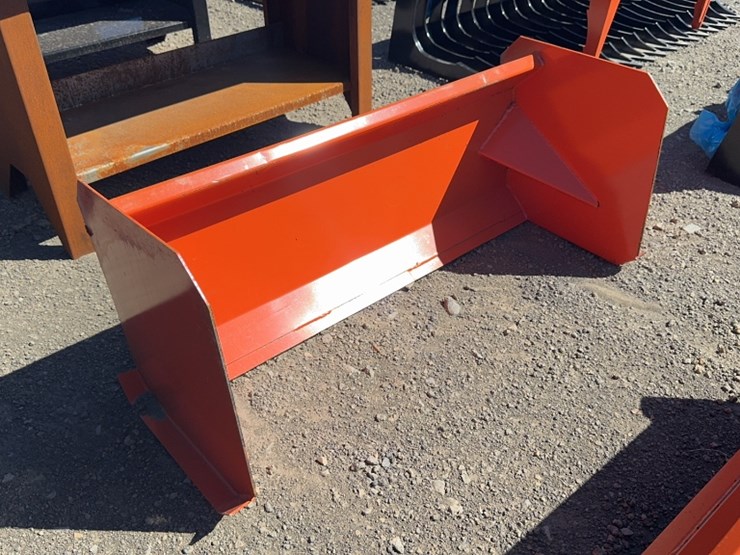 #1008-•-48"-dingo-snow-pusher-image-2