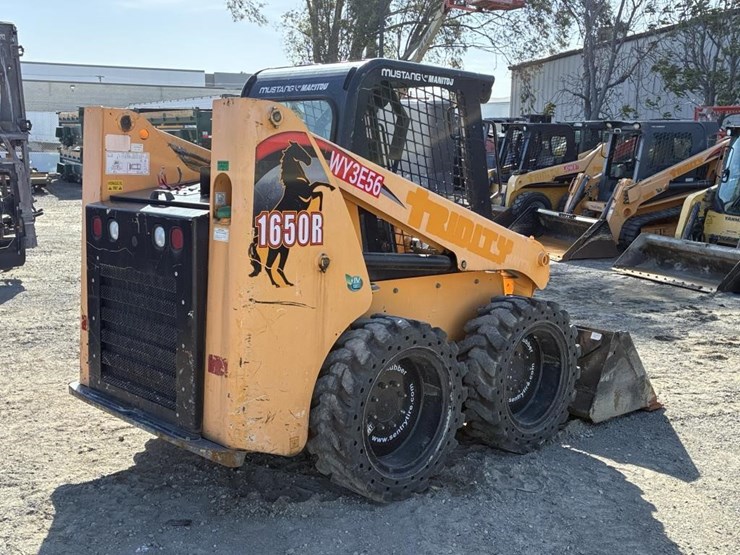 2019-mustang-1650r-image-3