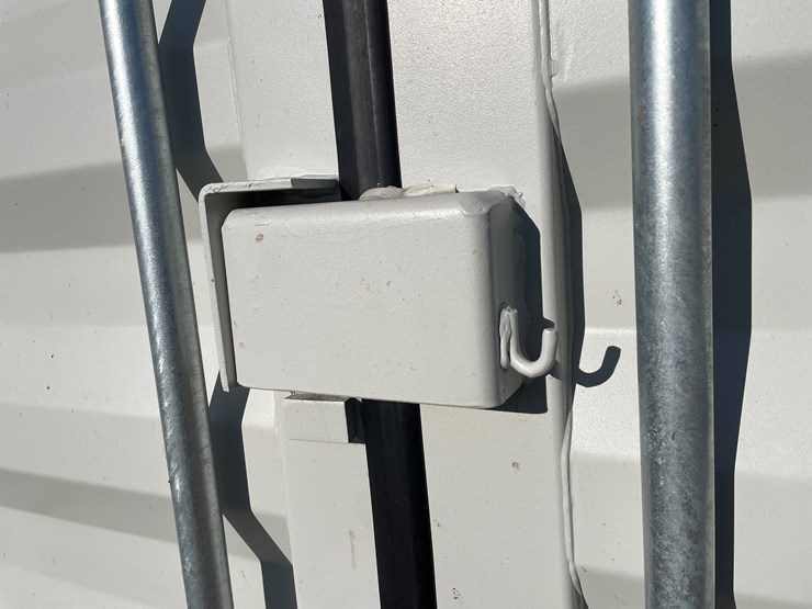 #111-•-40'-high-cube-multi-door-shipping-container-image-11