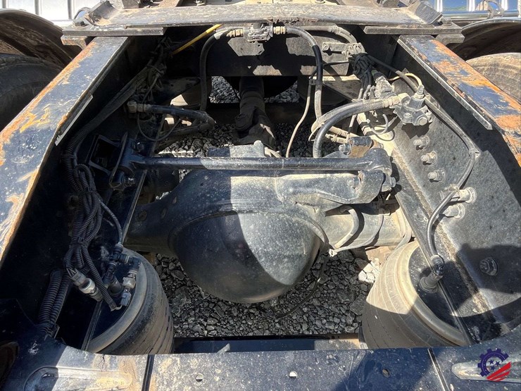 2024-international-hx520-image-43