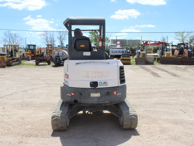 2014-bobcat-e35-image-4