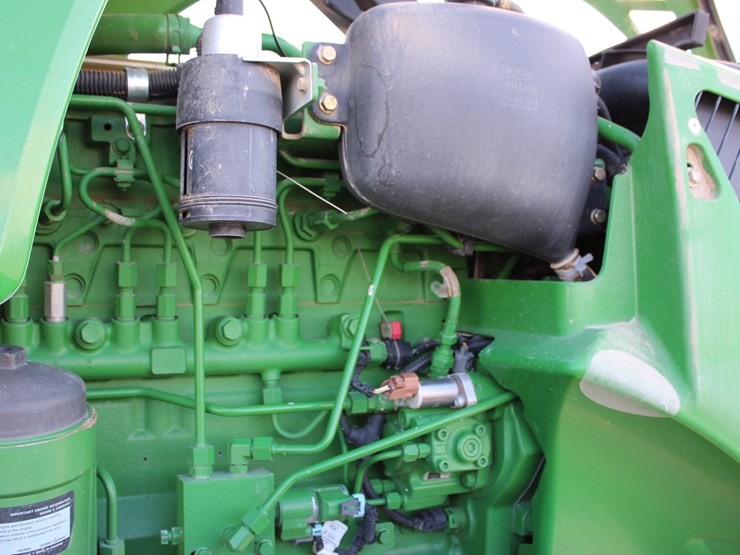 2012-john-deere-8270r-image-94