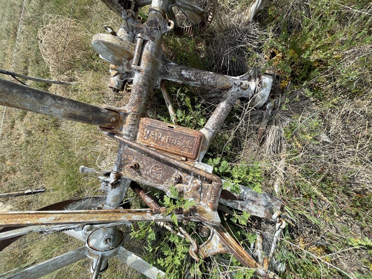 #4081-•-new-idea-sickle-mower-image-9