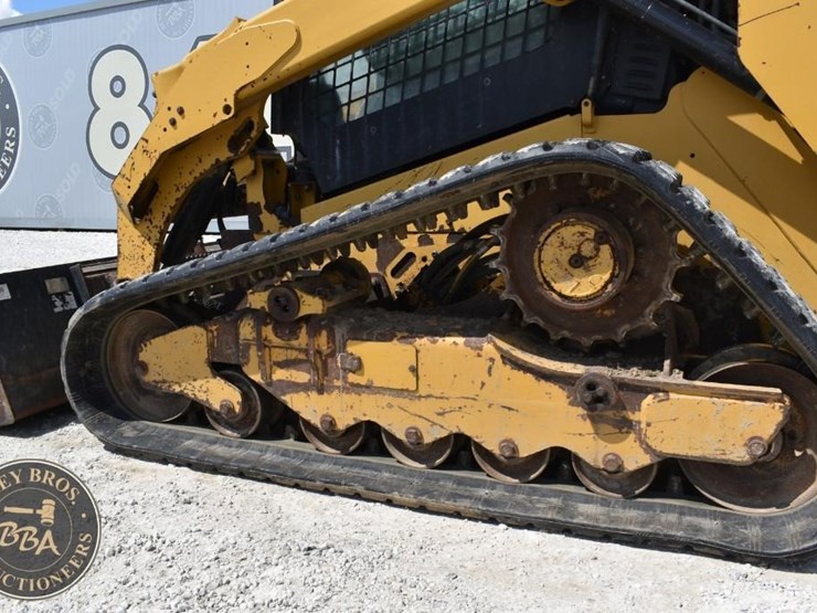 2020-caterpillar-289d3-image-23