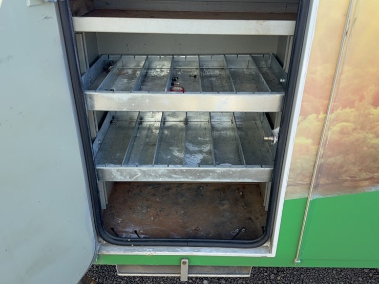 2018-ford-f550-image-16